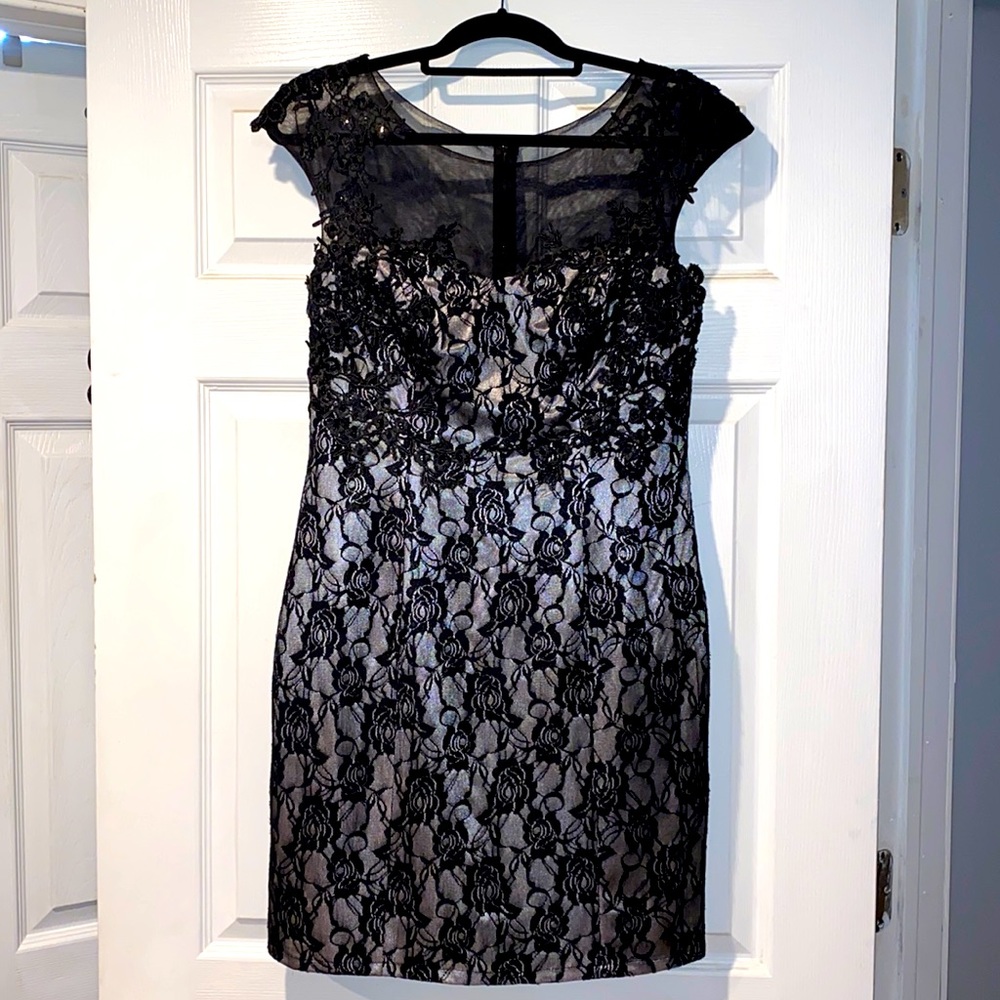 One by eight cocktail dress black & silver size 8